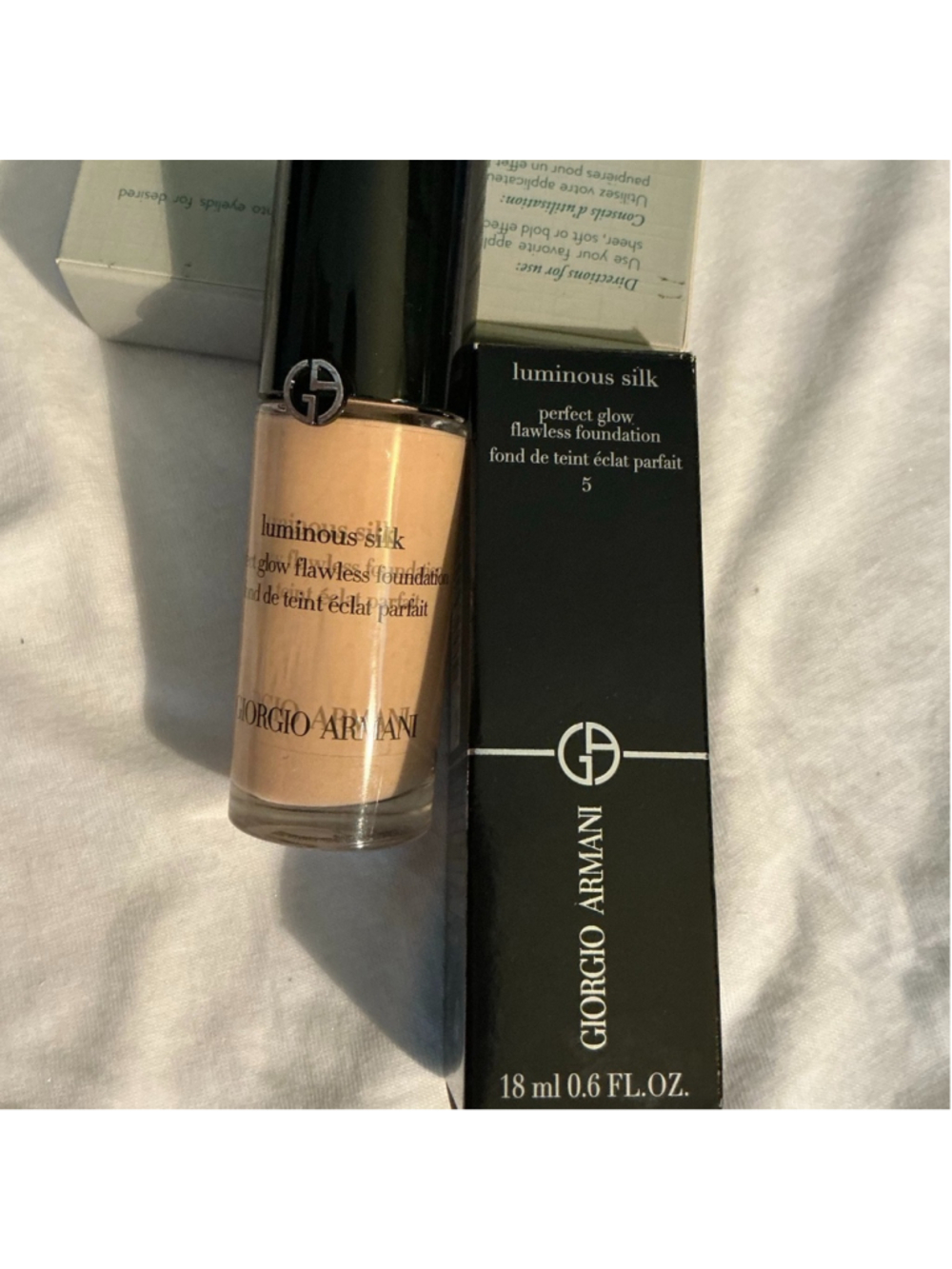 Giorgio Armani Luminous Silk Foundation - shade 5 Beige